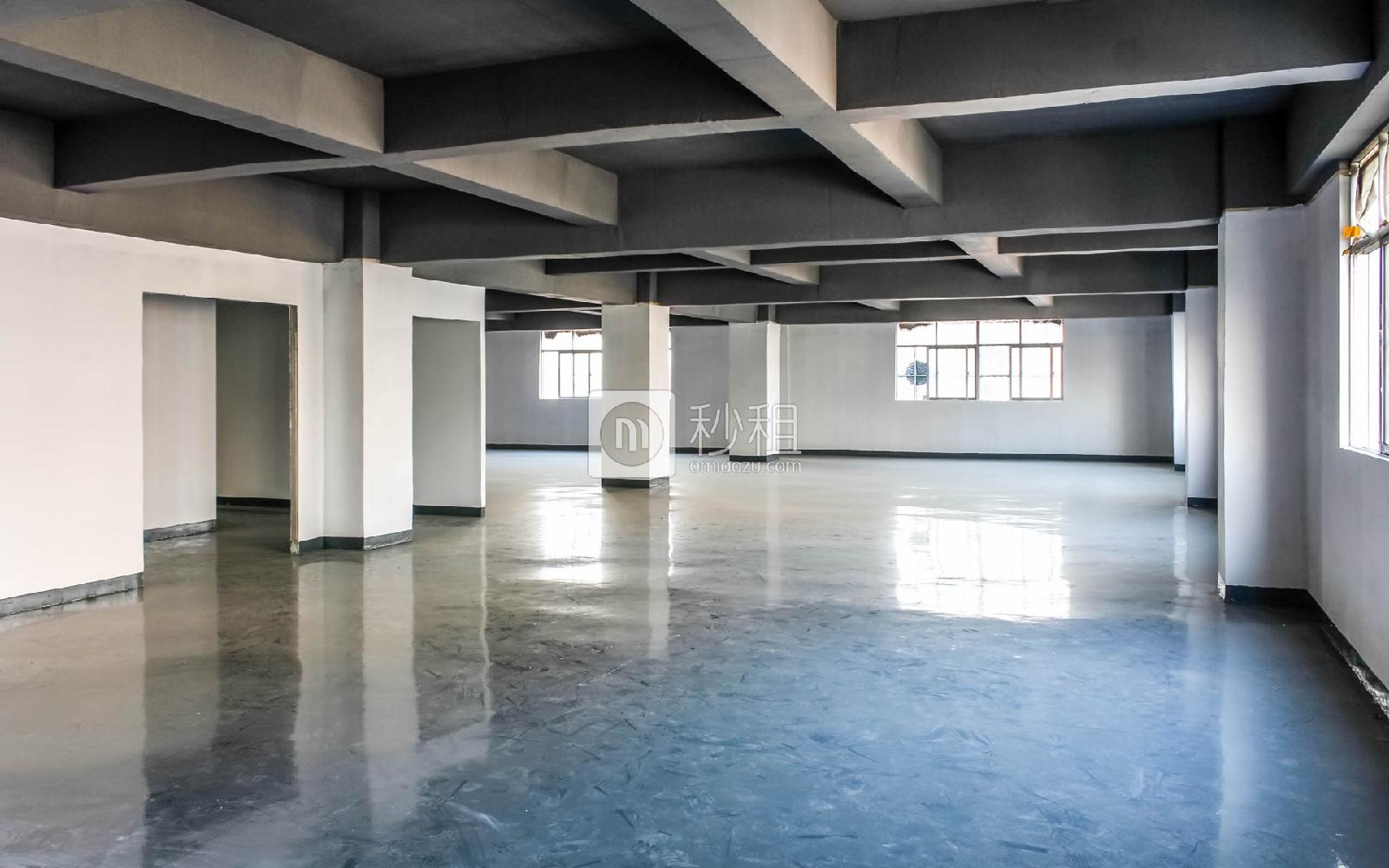 百思富创意空间写字楼出租600平米简装办公室37元/m².月