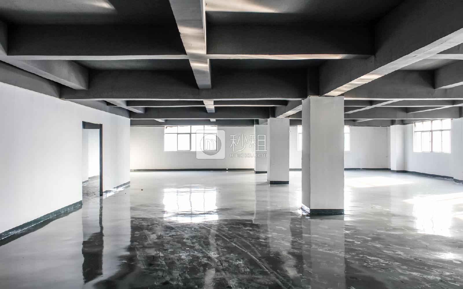百思富创意空间写字楼出租650平米简装办公室37元/m².月