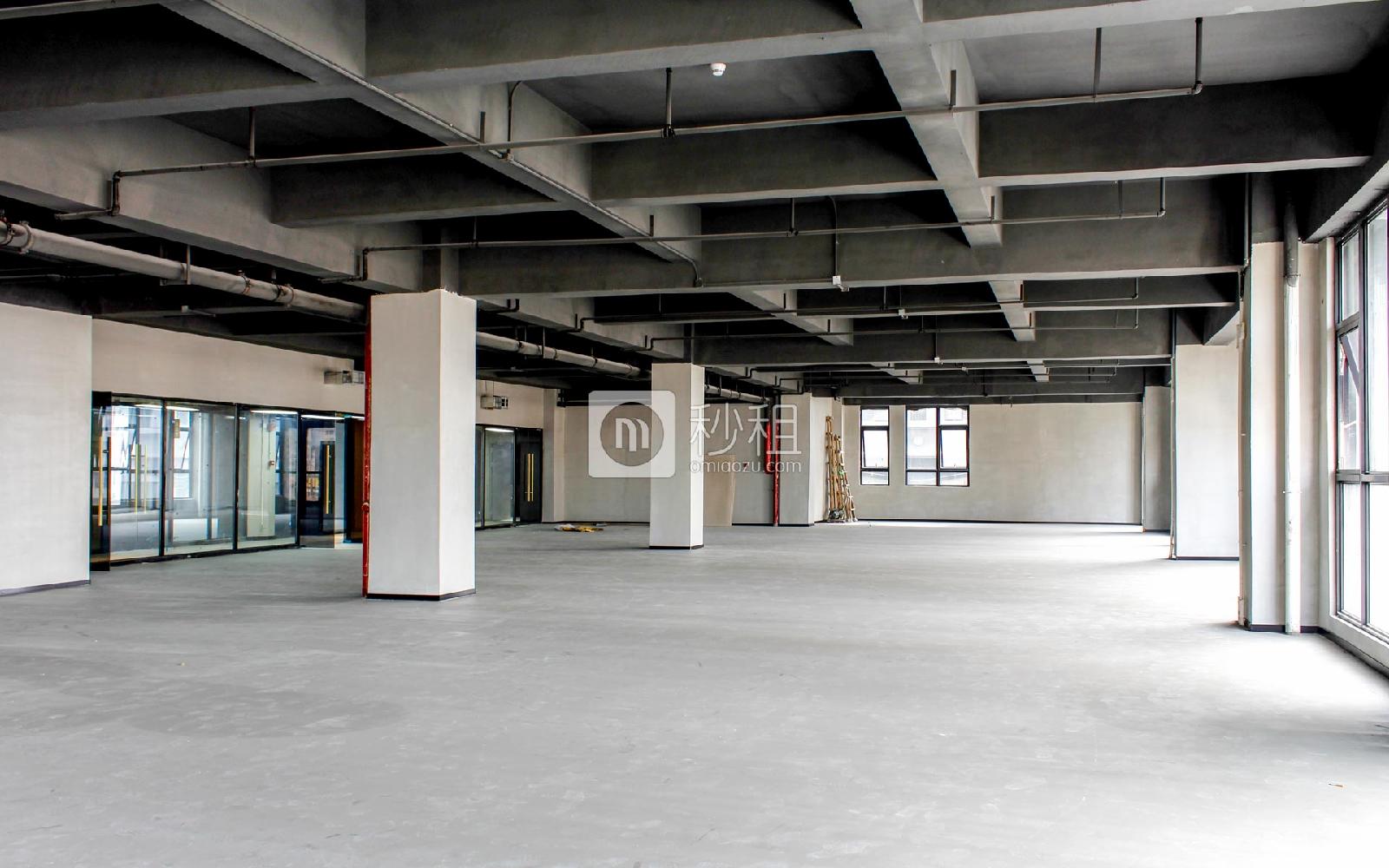 一方天地互联网产业园写字楼出租1106平米简装办公室50元/m².月