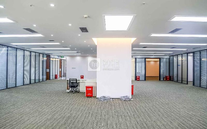 大中华国际金融中心写字楼出租1308平米精装办公室108元/m².月
