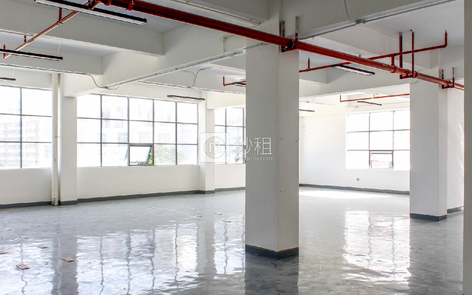 7A文化产业园写字楼出租345平米简装办公室75元/m².月