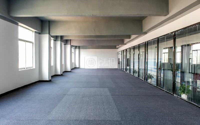 蓝海创梦中心写字楼出租600平米简装办公室35元/m².月