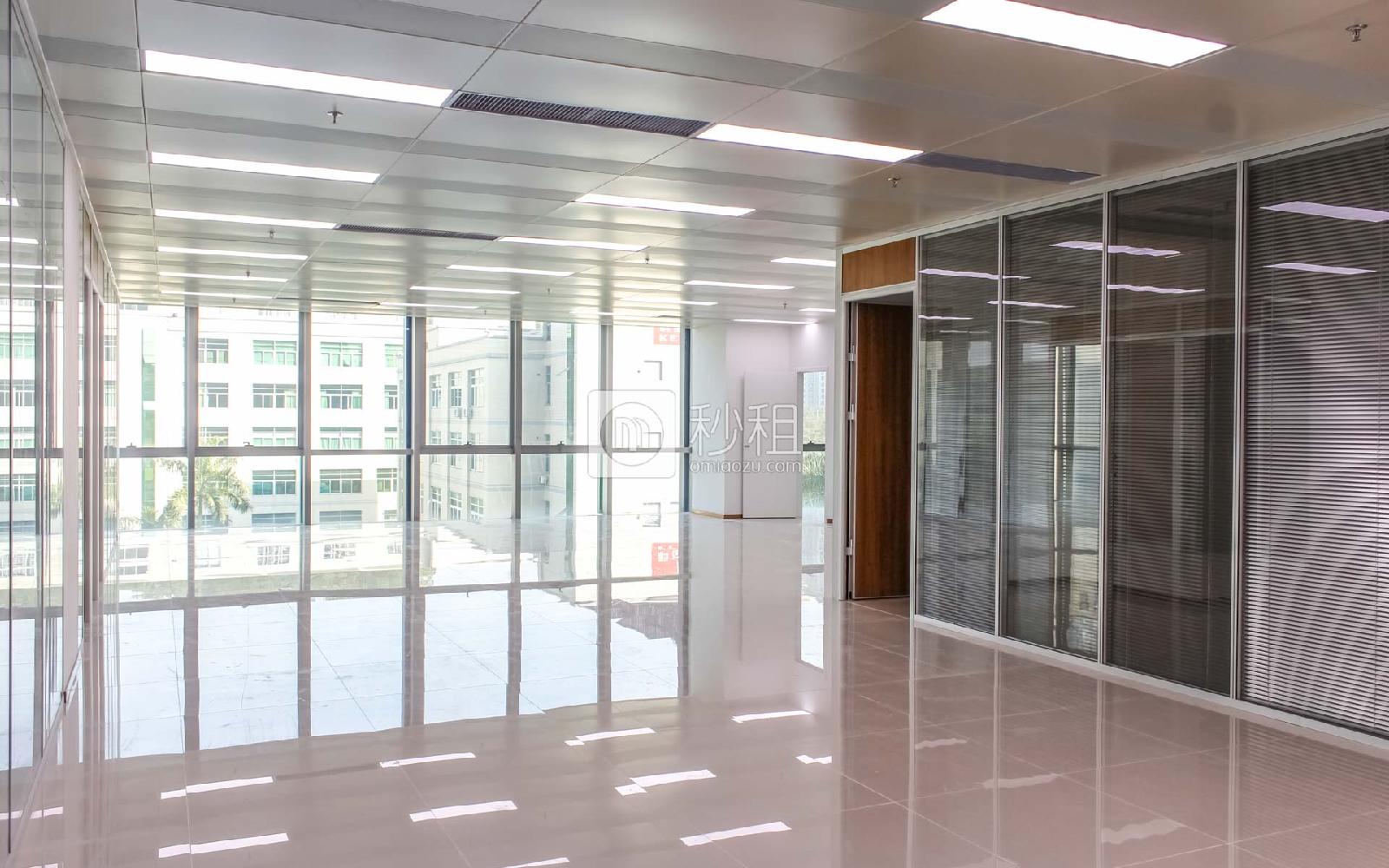 深业U中心写字楼出租339平米精装办公室50元/m².月