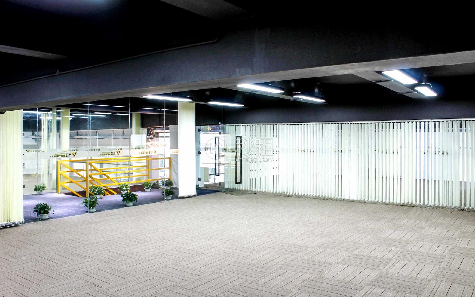 七星创意工场（固戌）写字楼出租140平米简装办公室43元/m².月