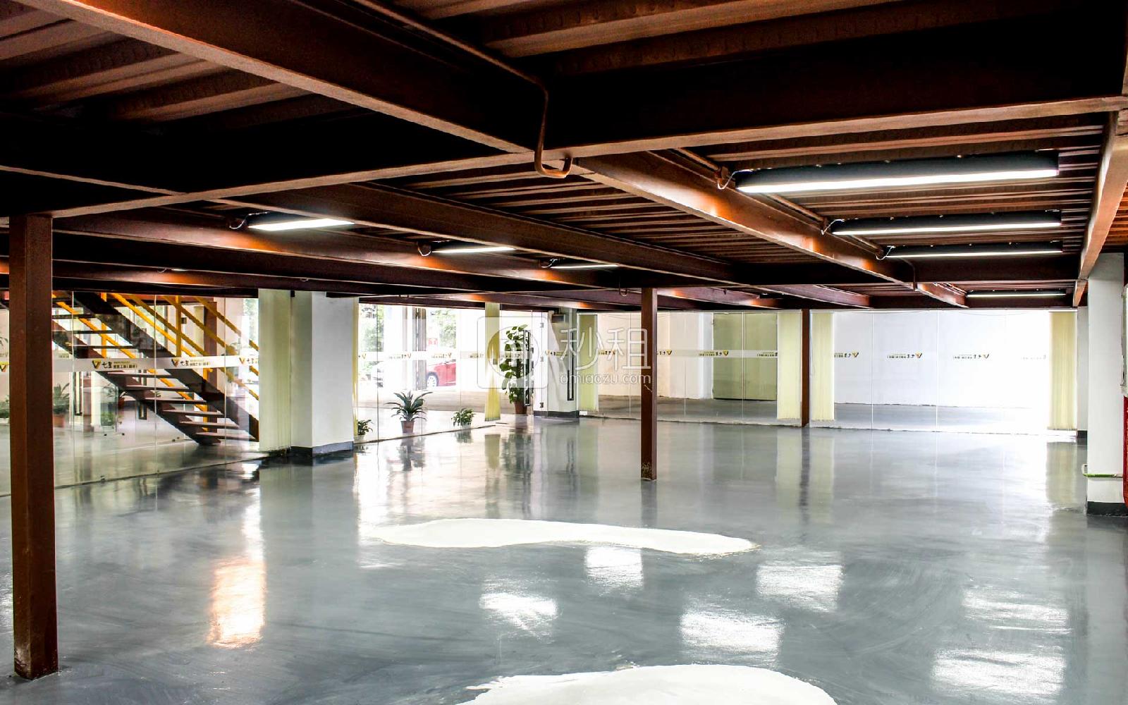 七星创意工场（固戌）写字楼出租100平米简装办公室65元/m².月