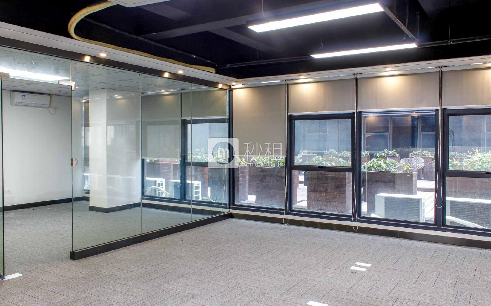 汇隆智造空间写字楼出租200平米精装办公室45元/m².月