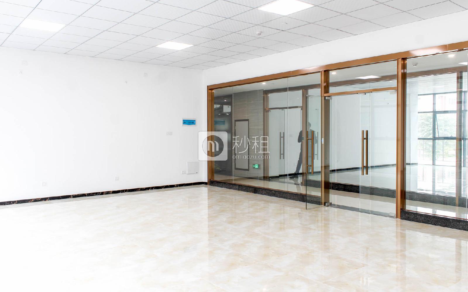 在茂工业园写字楼出租120平米精装办公室62元/m².月