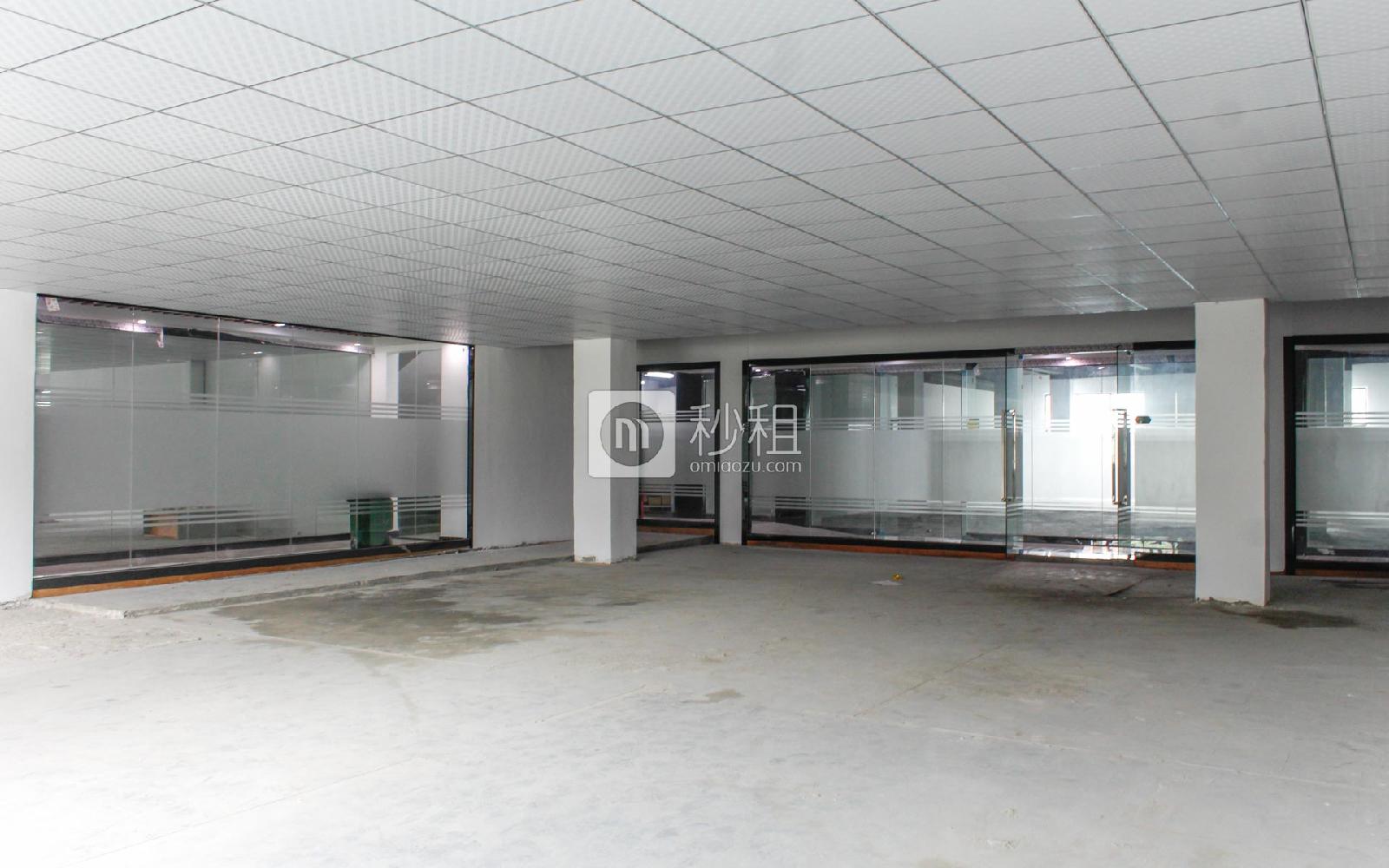 概念孵化空间写字楼出租150平米简装办公室45元/m².月