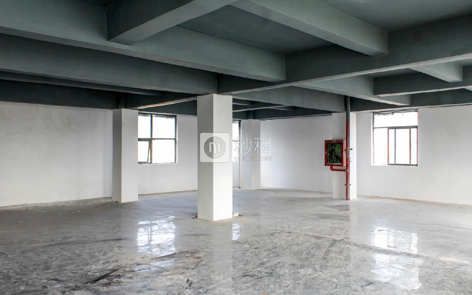 概念空间（龙岗沿河路）写字楼出租280平米简装办公室32元/m².月