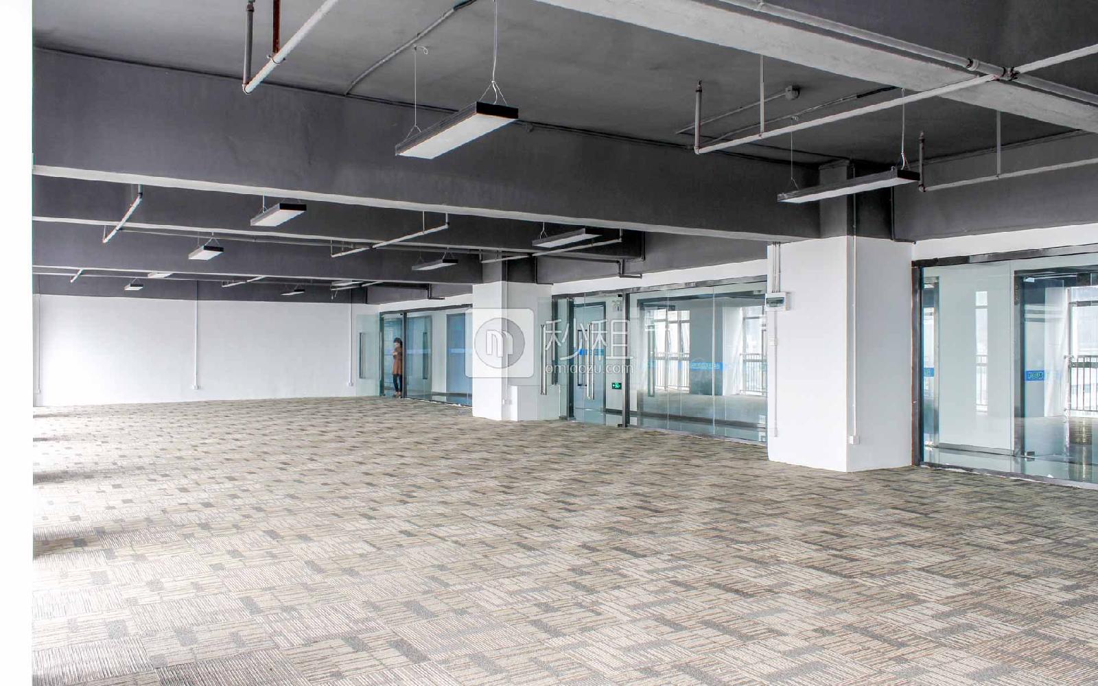 宏润大厦写字楼出租390平米简装办公室35元/m².月