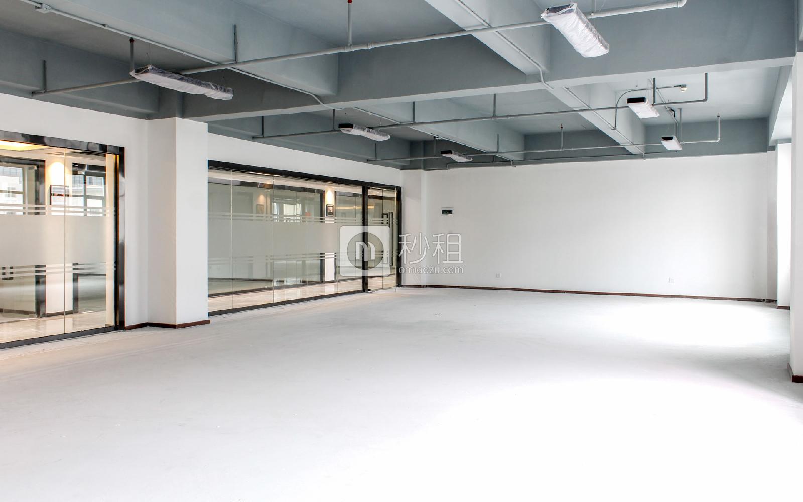 泽润中心写字楼出租265平米简装办公室55元/m².月