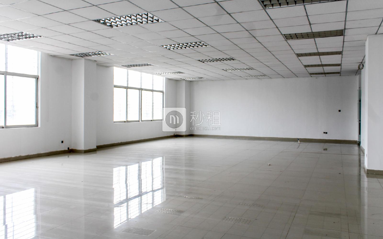 云创空间写字楼出租308平米简装办公室50元/m².月