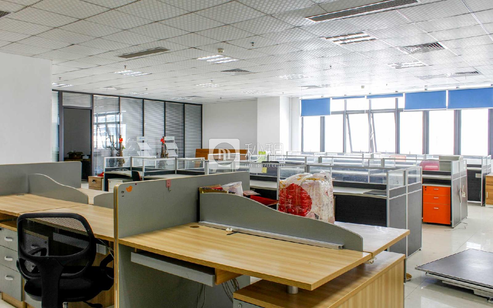 清华信息港科研楼写字楼出租575平米精装办公室90元/m².月