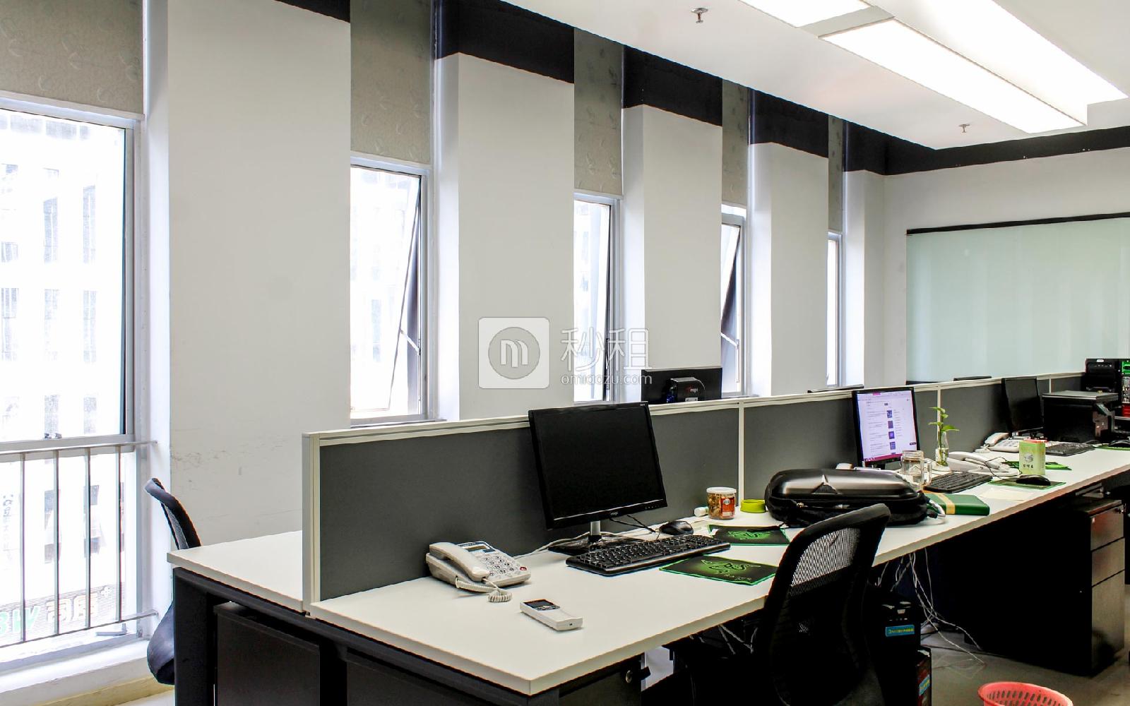 蒜泥科技孵化器-软件产业基地写字楼出租246平米精装办公室80元/m².月
