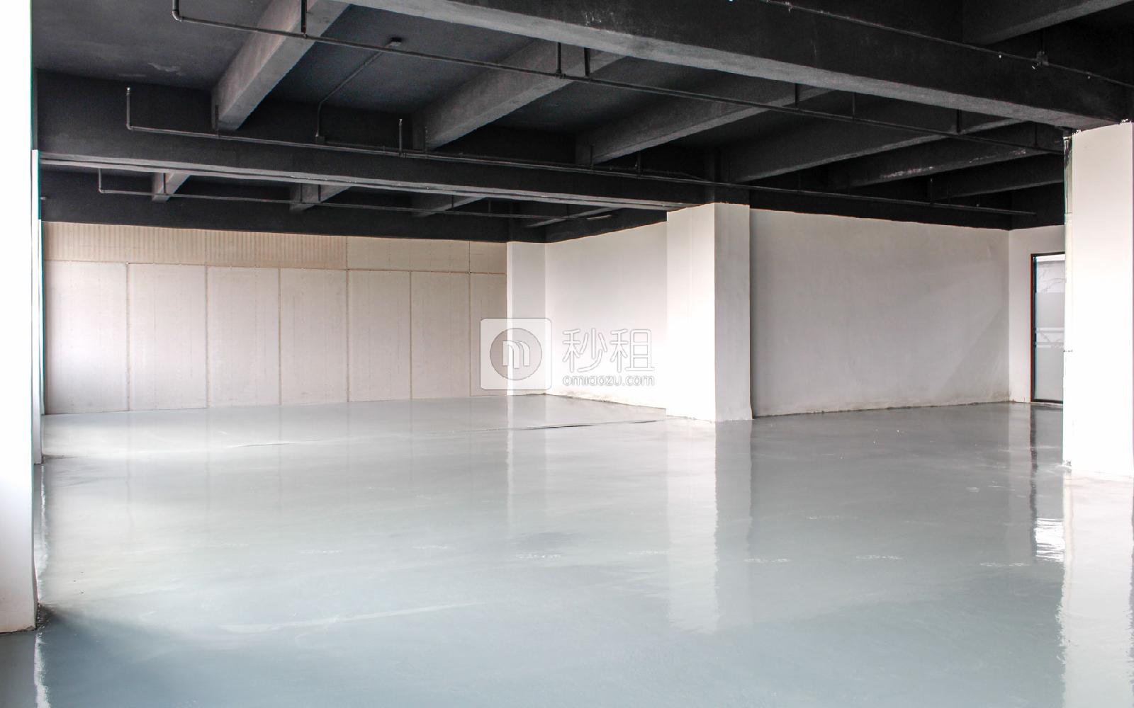 星际中心写字楼出租566平米简装办公室45元/m².月