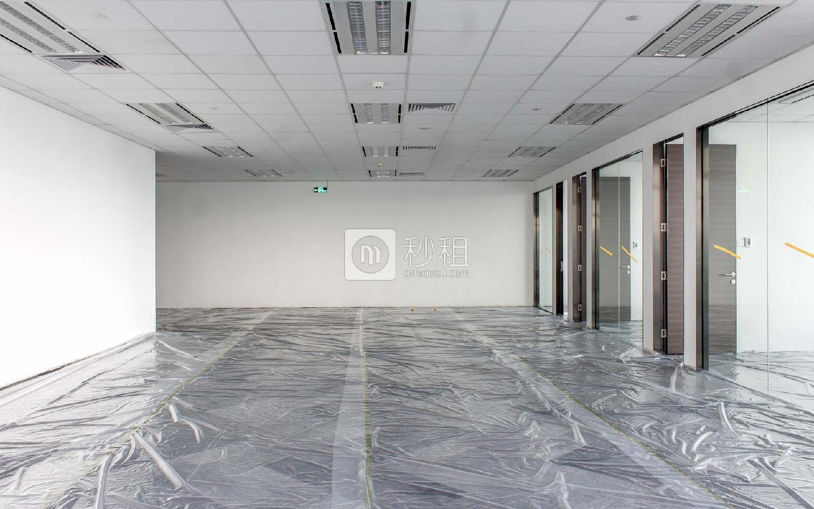 来福士广场写字楼出租628平米精装办公室250元/m².月