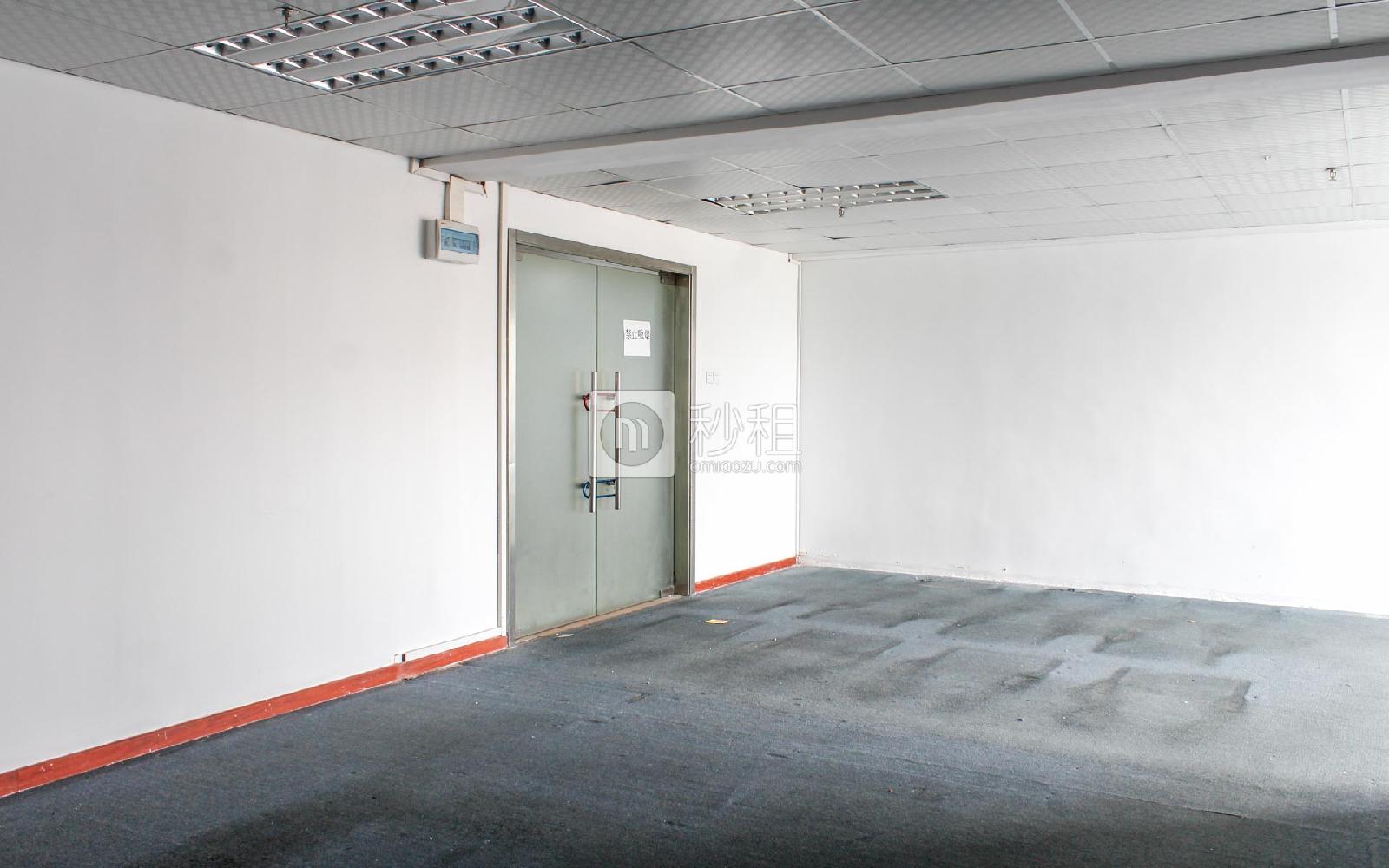 旭日大厦写字楼出租135平米精装办公室53元/m².月