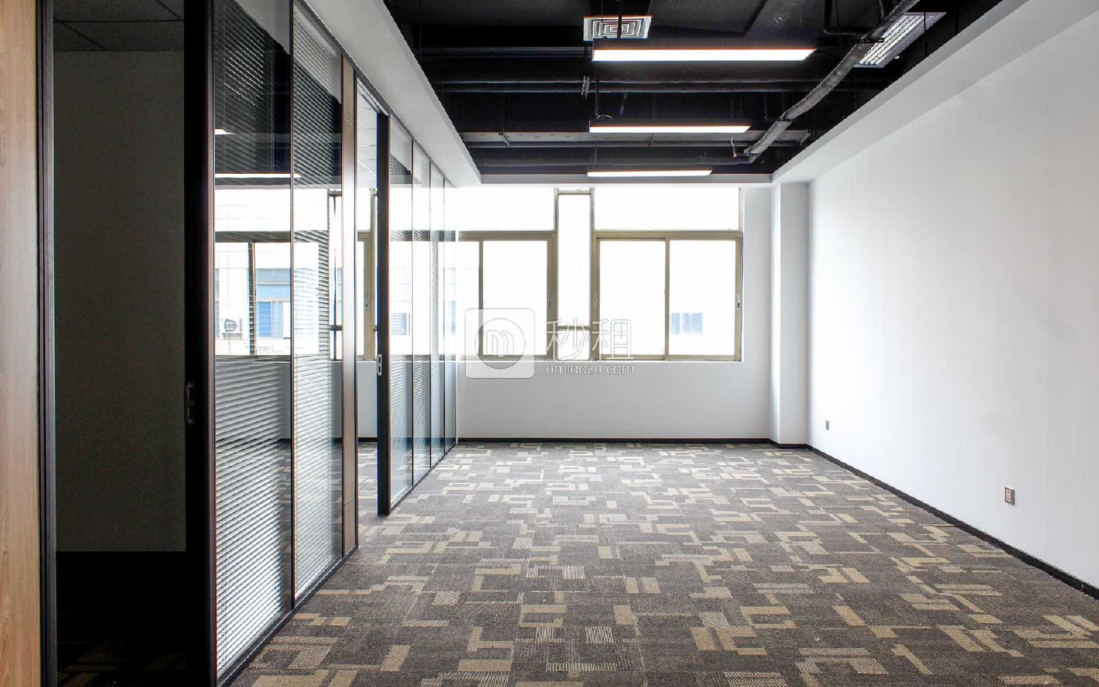 高新奇科技园写字楼出租177平米精装办公室88元/m².月