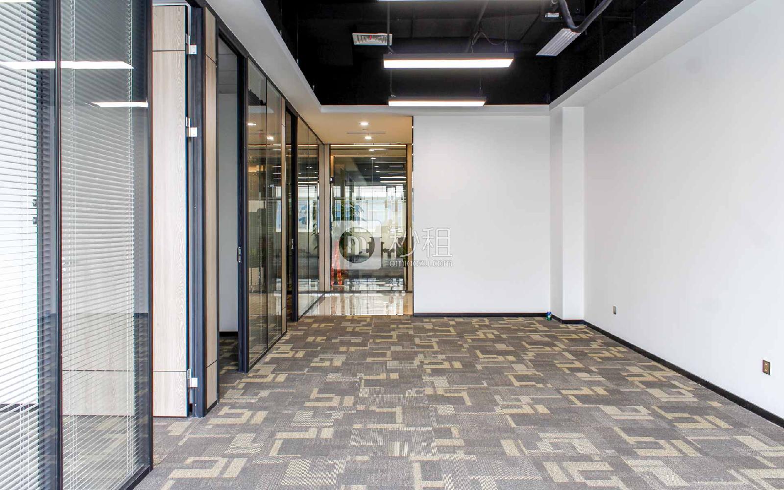 高新奇科技园（一期）写字楼出租176平米简装办公室59元/m².月