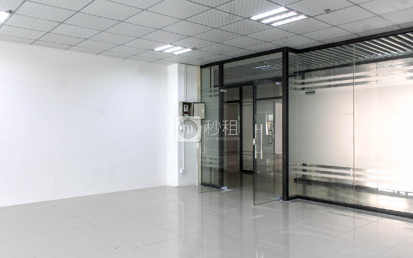 E米商务中心写字楼出租98平米精装办公室72元/m².月