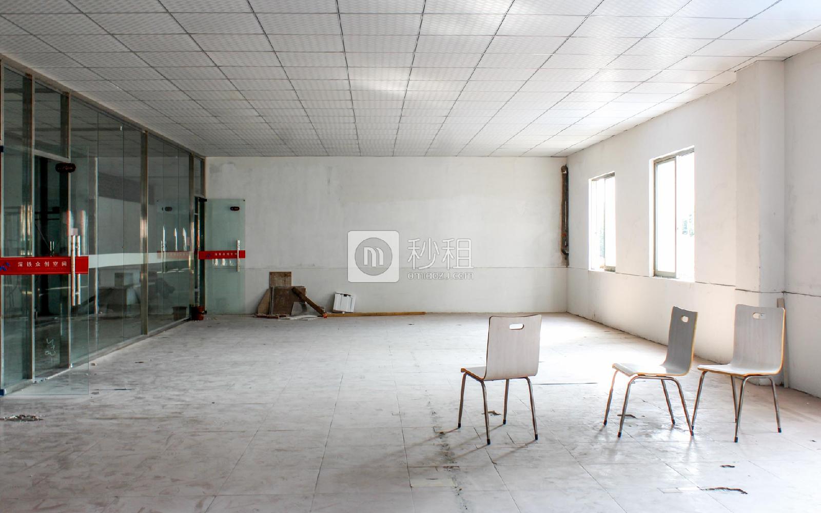 深铁众创空间写字楼出租150平米简装办公室60元/m².月