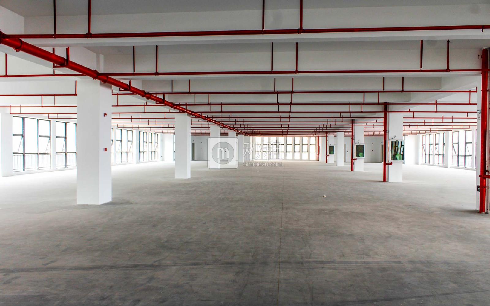 创新世界东维丰新材料产业园写字楼出租2000平米毛坯办公室25元/m².月