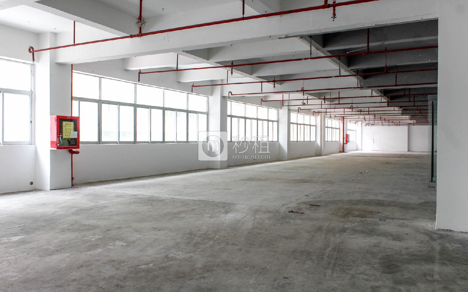 东方明工业城写字楼出租1430平米简装办公室75元/m².月