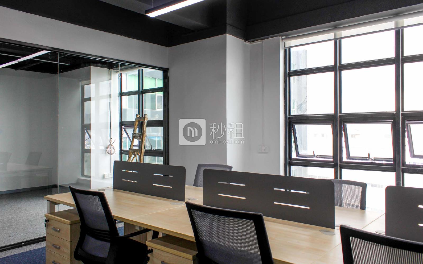 中天元智造园（中天元物流大厦）写字楼出租150平米精装办公室95元/m².月