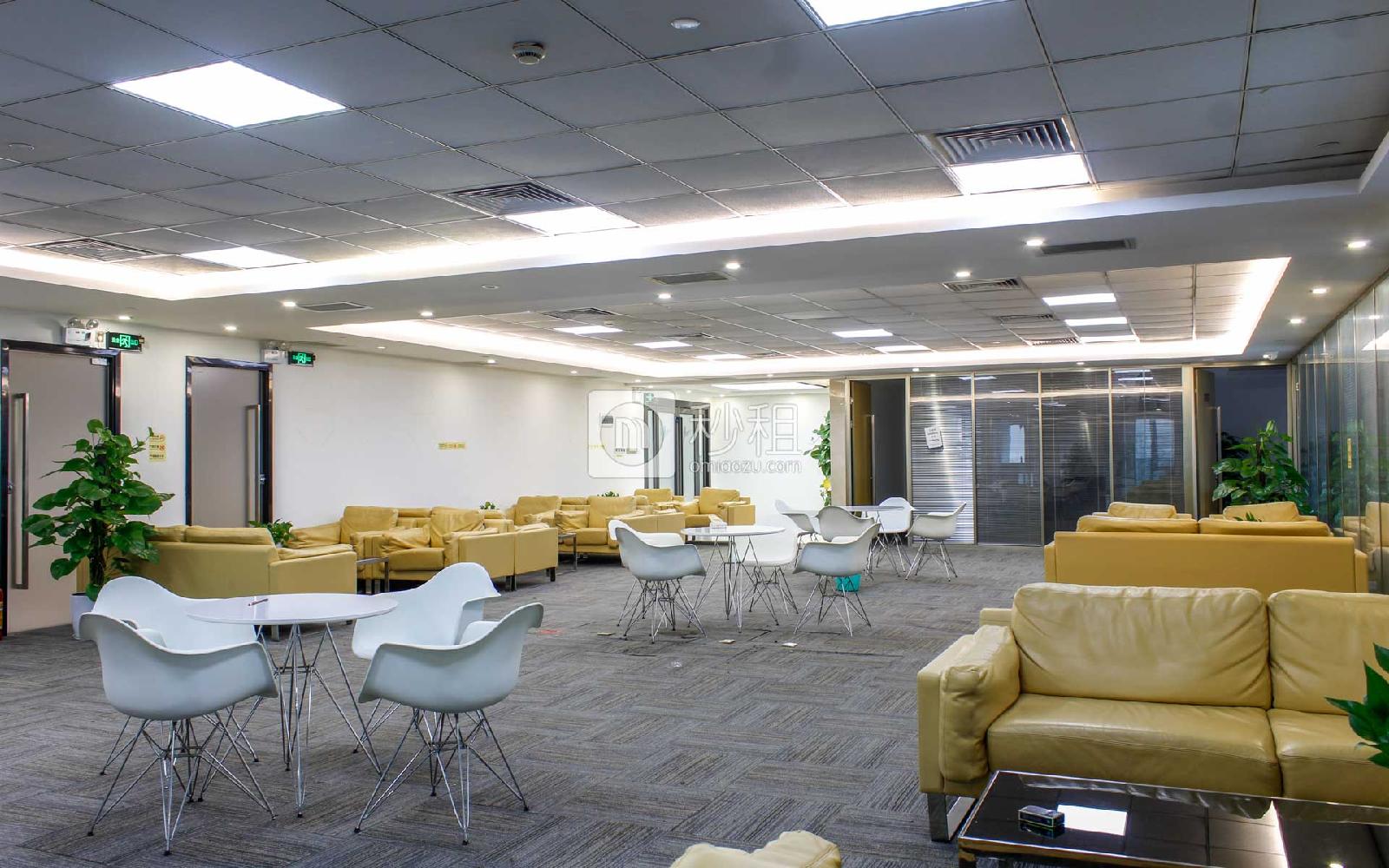 英龙商务中心写字楼出租1526平米豪装办公室178元/m².月