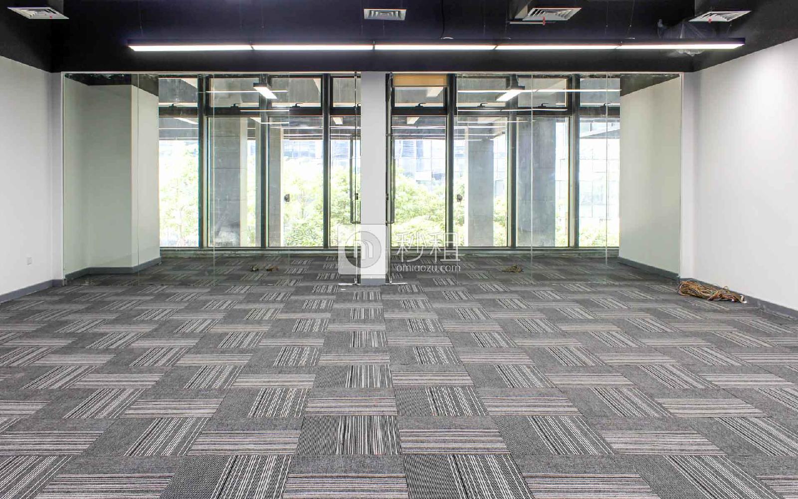 中加国际创新中心-深圳湾科技生态园三期写字楼出租197平米精装办公室128元/m².月
