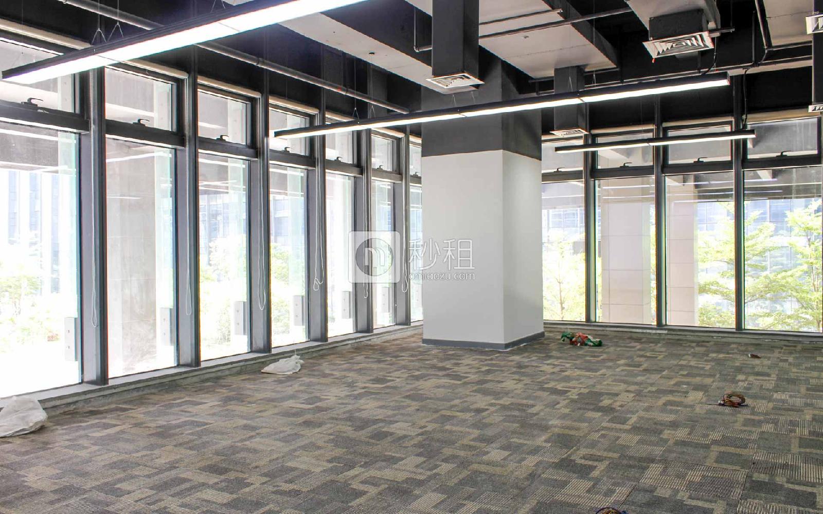 中加国际创新中心-深圳湾科技生态园三期写字楼出租195平米精装办公室130元/m².月