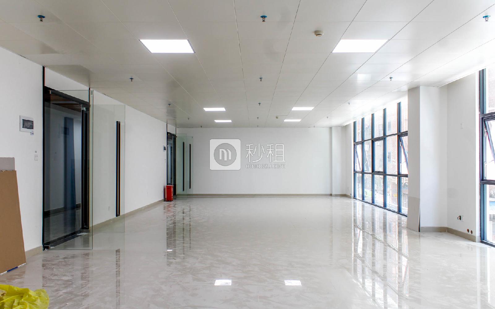 品客小镇青创城写字楼出租260平米精装办公室90元/m².月