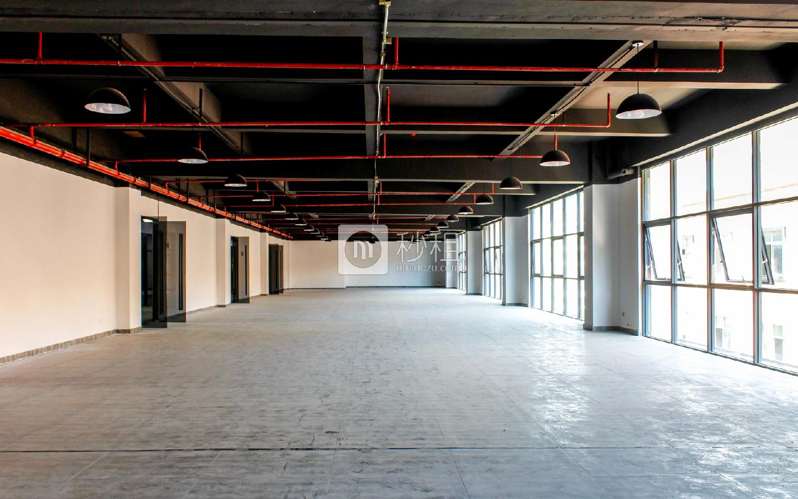 品客小镇青创城写字楼出租900平米精装办公室90元/m².月