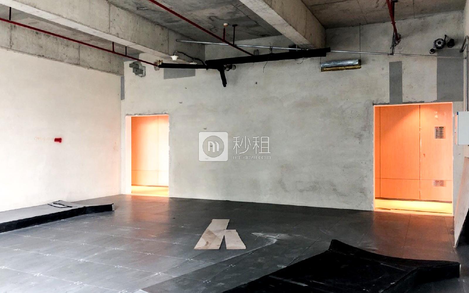佳兆业前海广场写字楼出租1575平米毛坯办公室135元/m².月