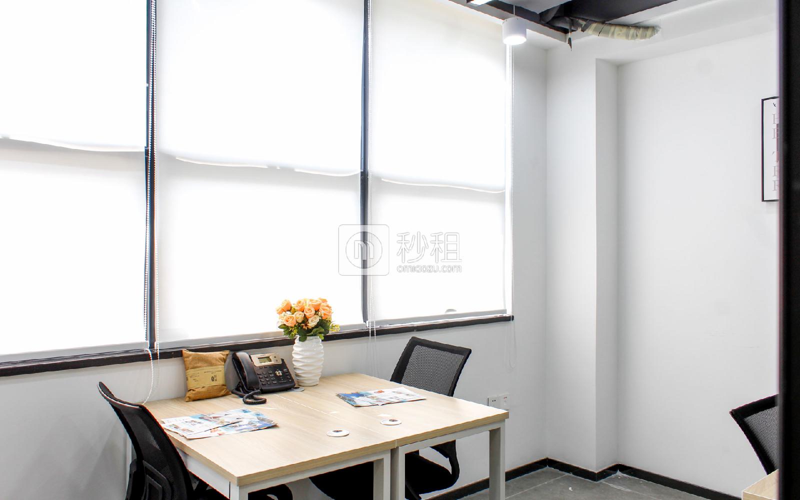 嘿桃·创富港-创业谷写字楼出租18.64平米精装办公室2380元/间.月