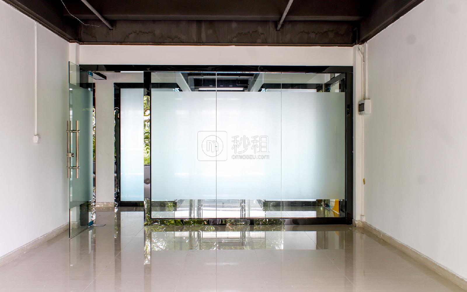 商洲文化创意园写字楼出租53平米精装办公室3200元/间.月