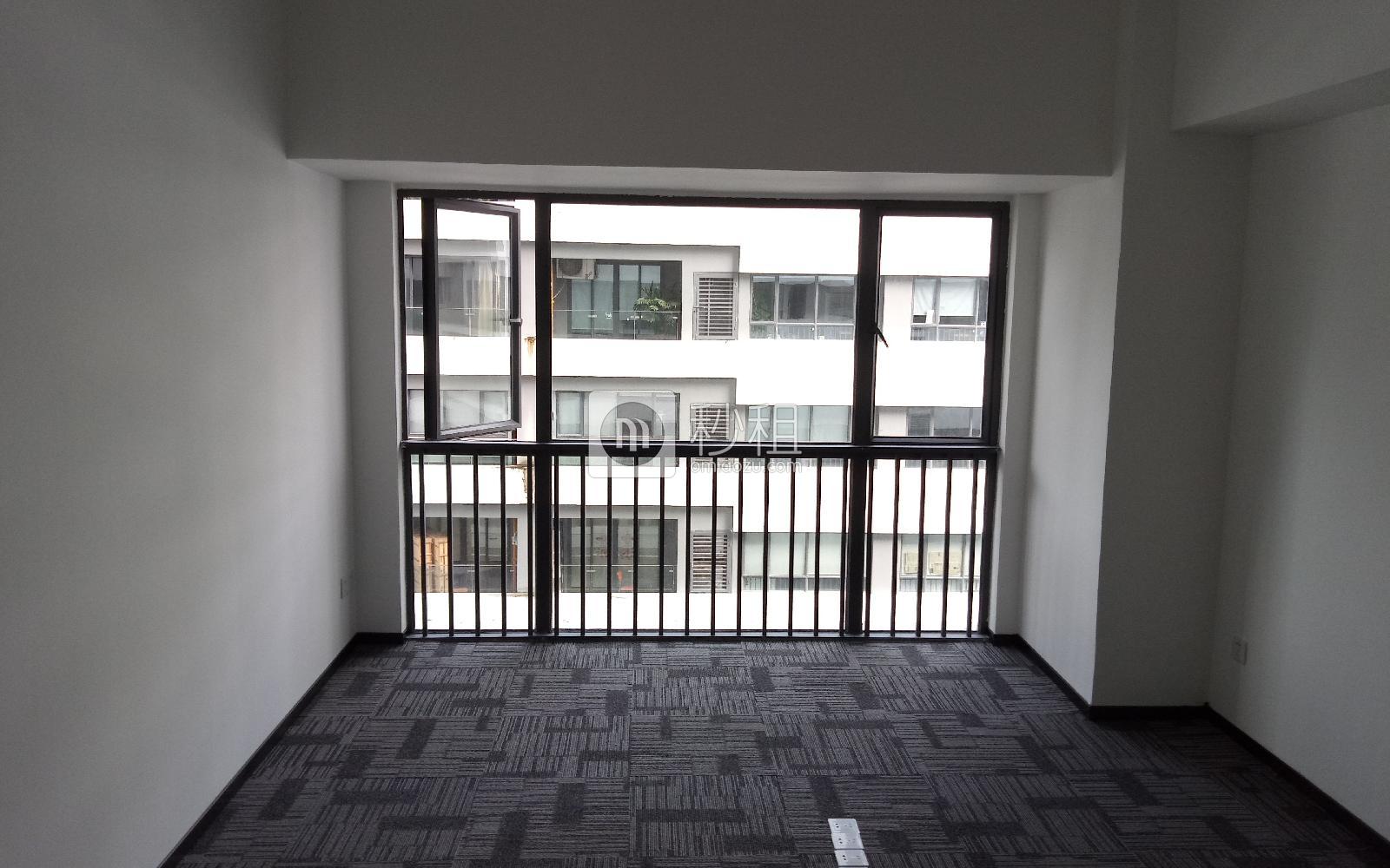 深圳湾科技生态园（一期）写字楼出租210平米精装办公室115元/m².月