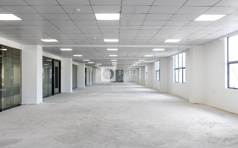 U+研发中心写字楼出租950平米简装办公室48元/m².月