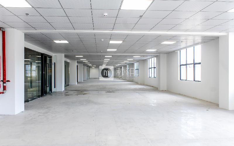 U+研发中心写字楼出租1200平米简装办公室48元/m².月