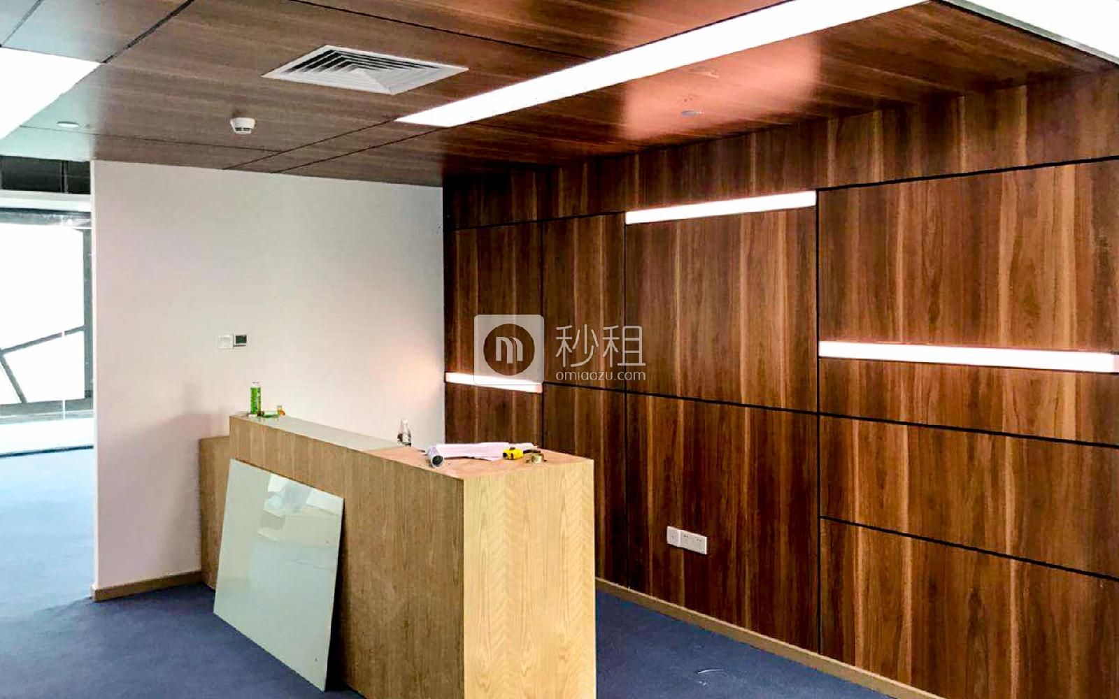 万科云创写字楼出租568平米精装办公室130元/m².月
