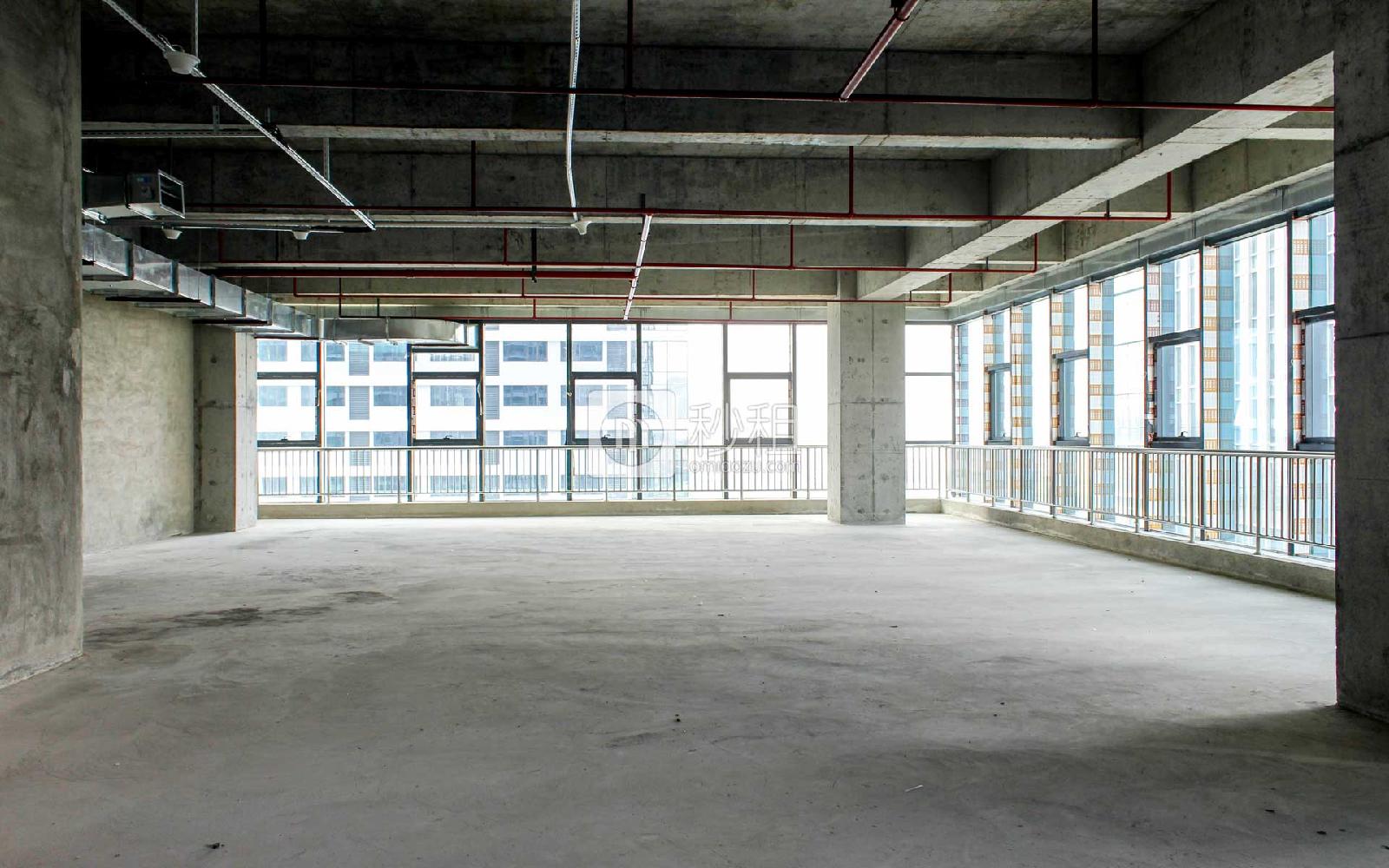 坪山创新广场写字楼出租300平米毛坯办公室50元/m².月