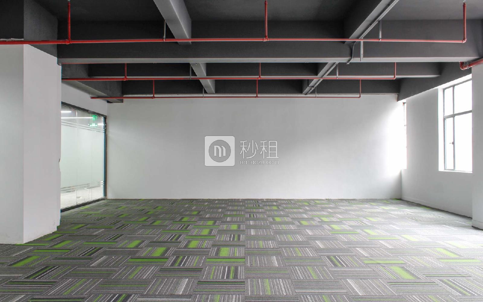 聚创金谷文化创意园写字楼出租235平米精装办公室75元/m².月