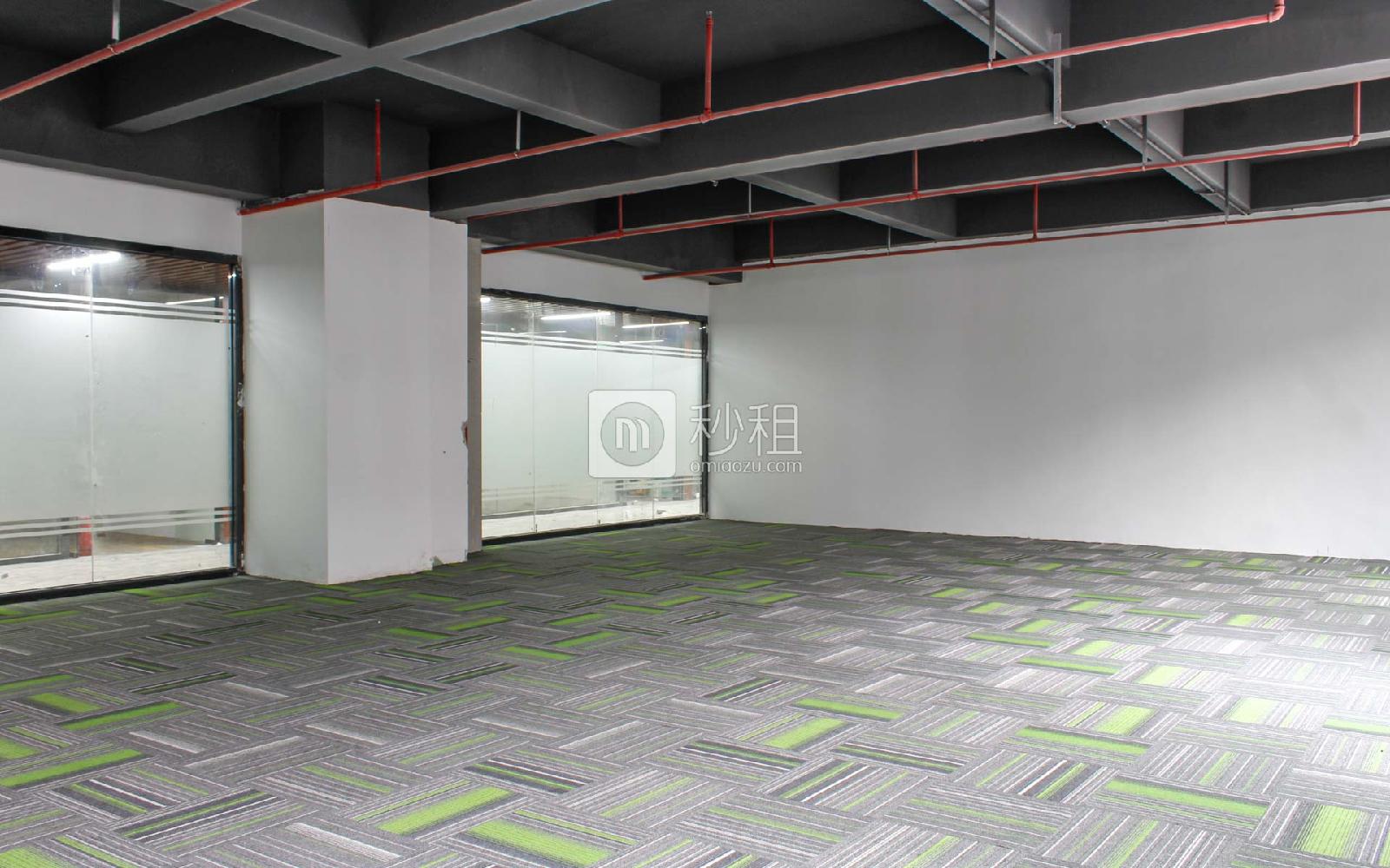 聚创金谷文化创意园写字楼出租235平米精装办公室75元/m².月