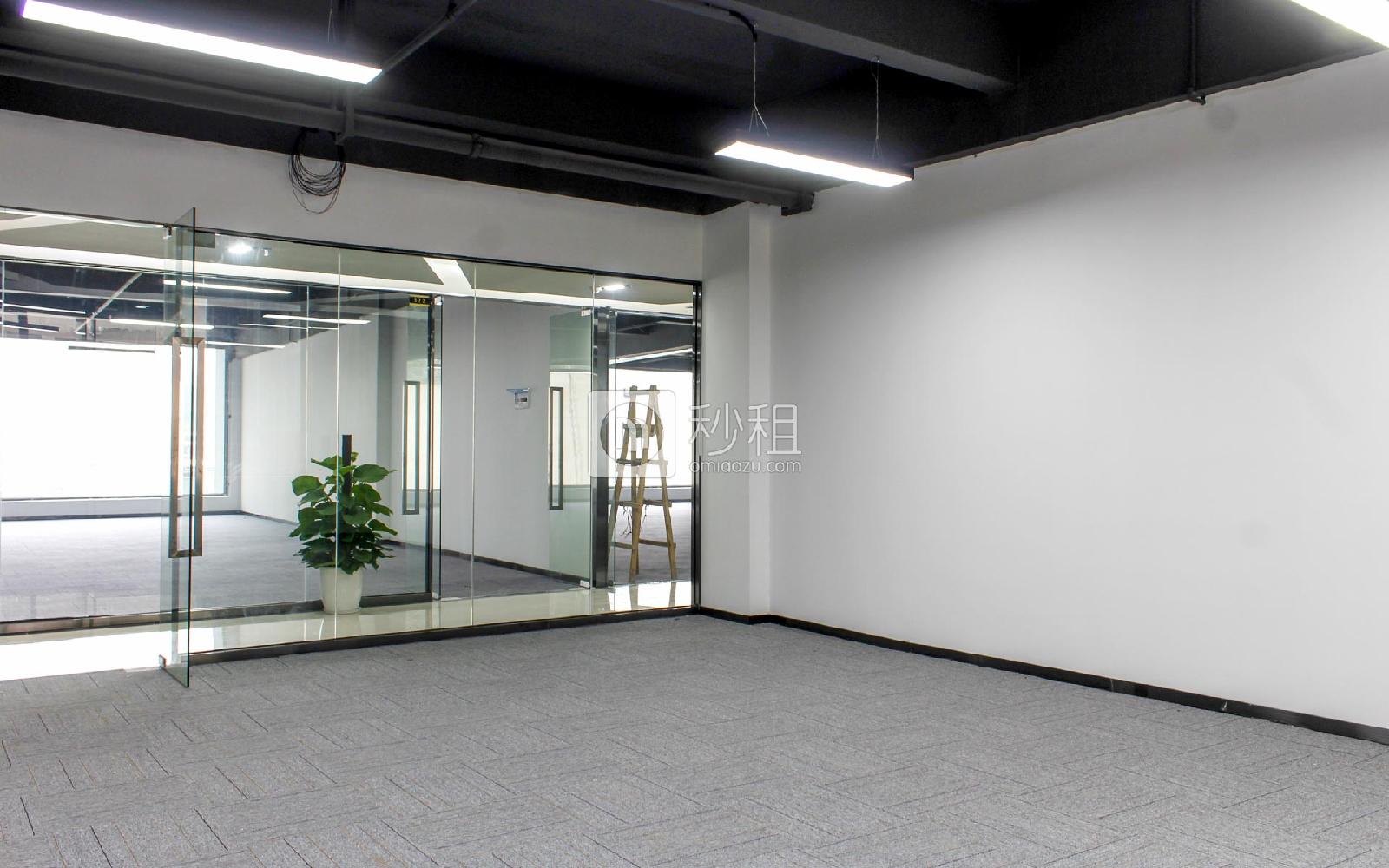 水径商业广场写字楼出租106平米精装办公室65元/m².月