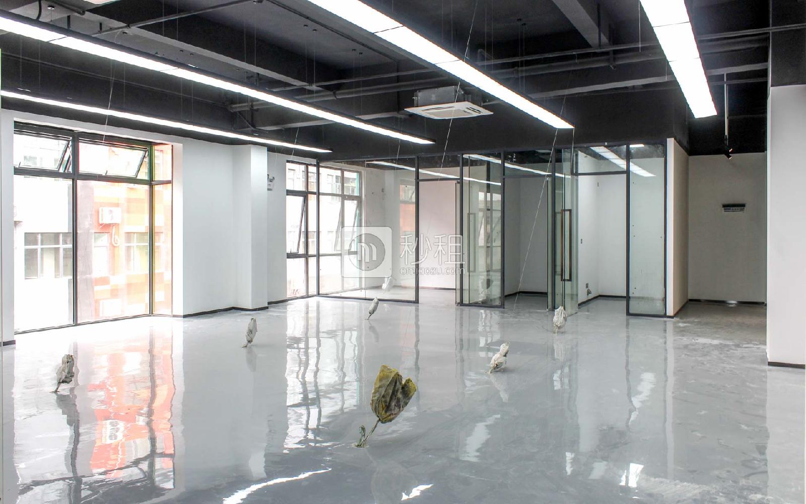  U优·优客工场写字楼出租214平米简装办公室65元/m².月