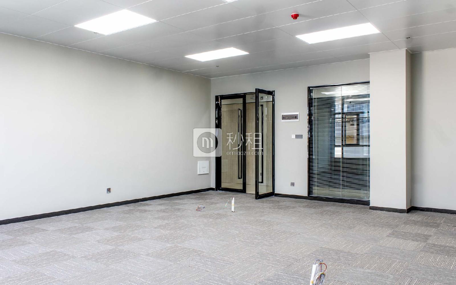 广隆大厦写字楼出租110.23平米精装办公室65元/m².月