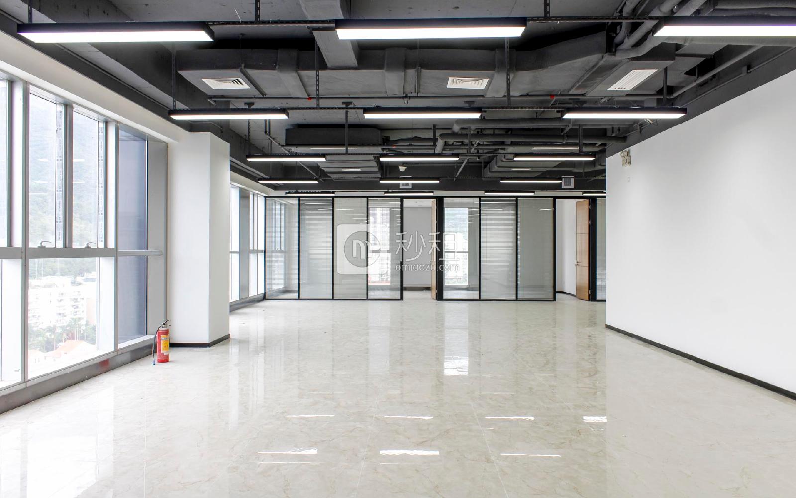 国威电子商务大厦写字楼出租696.88平米精装办公室95元/m².月