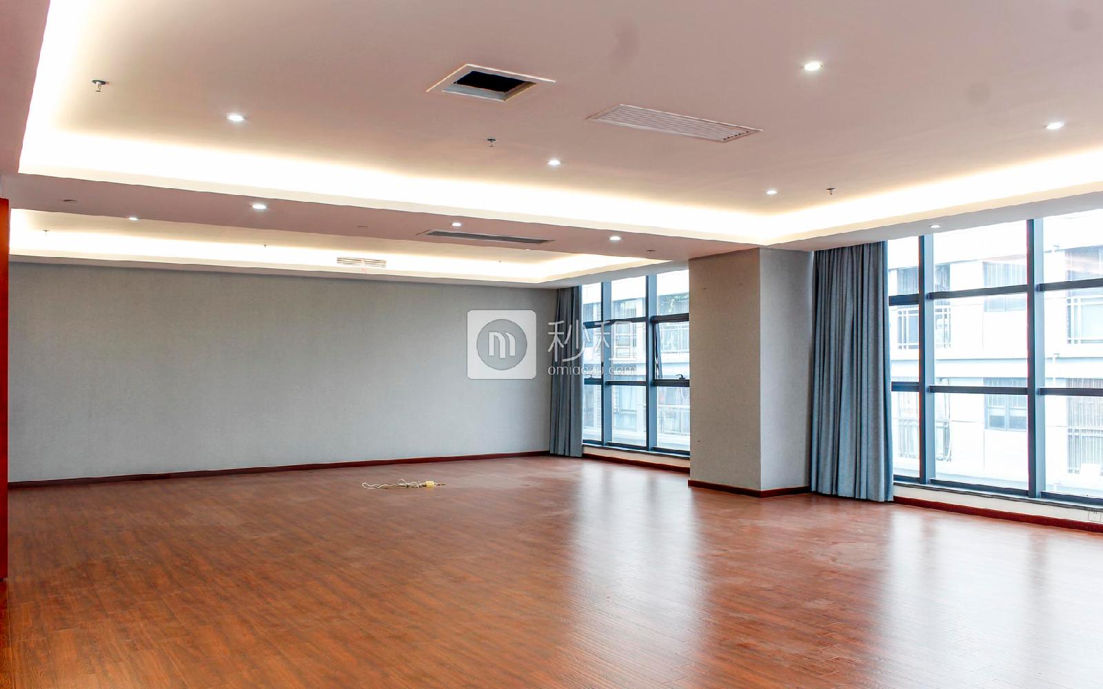 都汇中心写字楼出租300平米精装办公室135元/m².月
