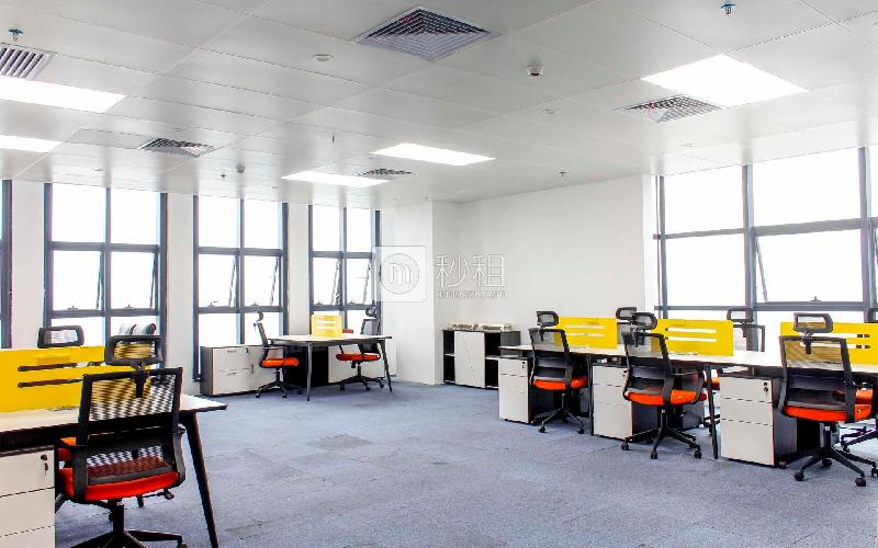 都汇中心写字楼出租600平米精装办公室135元/m².月