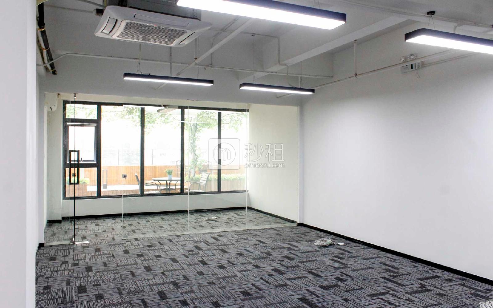 彤鑫科技大厦写字楼出租118平米简装办公室65元/m².月